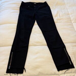 PAIGE Women's Black Skinny Jeans with Zipper Accents